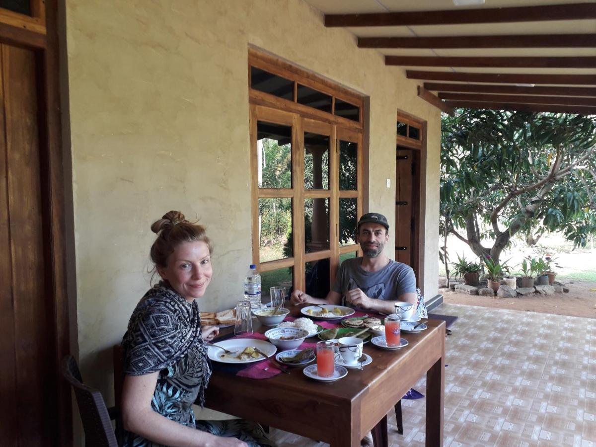 Shan Mango Homestay Σιγκιρίγια Εξωτερικό φωτογραφία